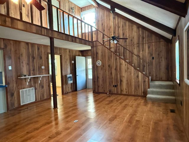 424 School St, Melbourne, AR 72556