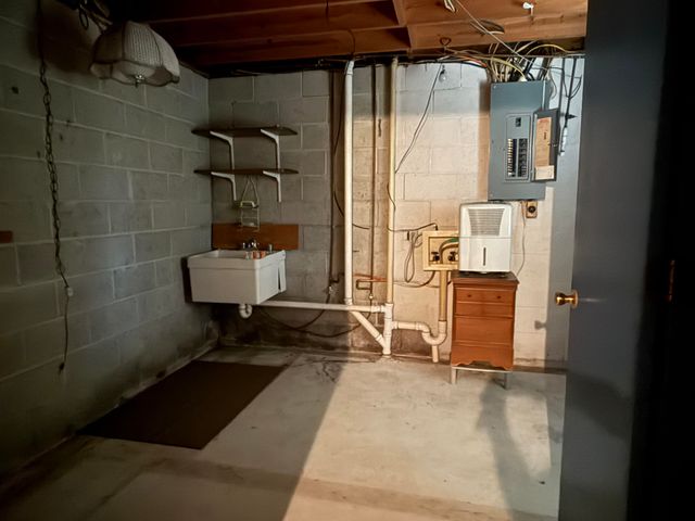 424 School St, Melbourne, AR 72556