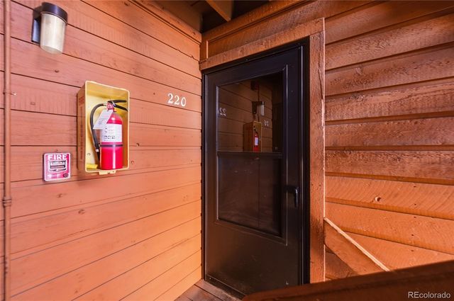 4681 S Decatur Street 220, Englewood, CO 80110