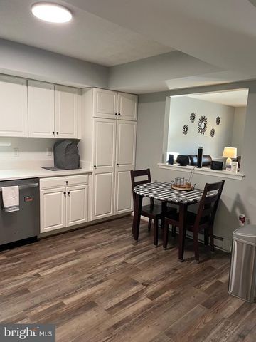 972 W IRVIN AVE W, Hagerstown, MD 21742