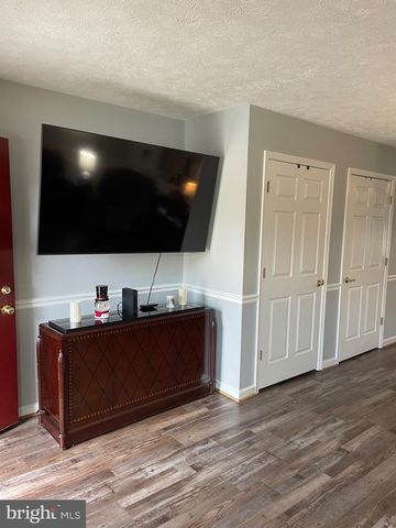 972 W IRVIN AVE W, Hagerstown, MD 21742