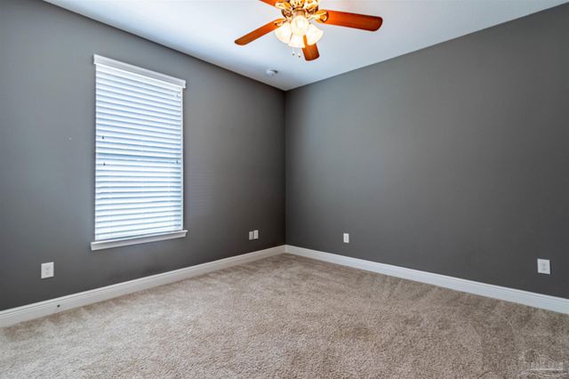 8283 Calle Mio, Navarre, FL 32566