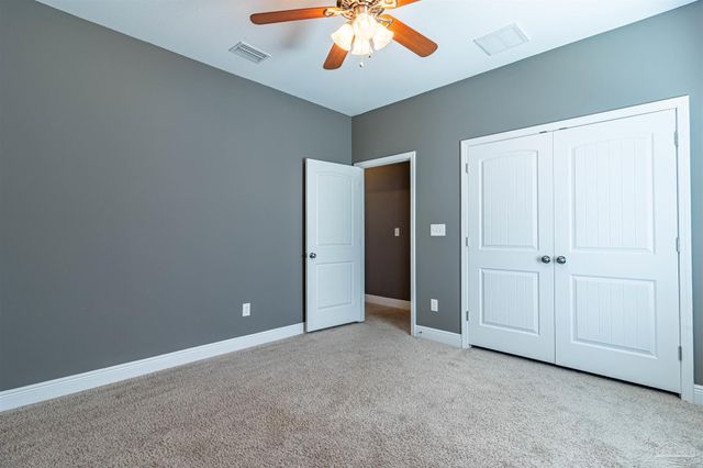 8283 Calle Mio, Navarre, FL 32566