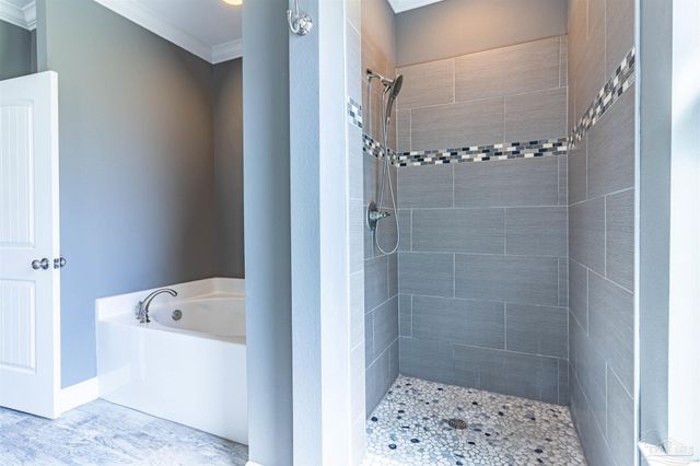 8283 Calle Mio, Navarre, FL 32566