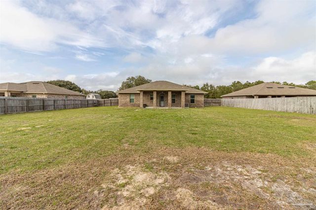 8283 Calle Mio, Navarre, FL 32566