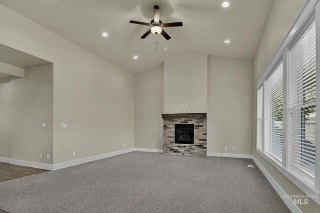 5268 S Palatino Ave, Meridian, ID 83642