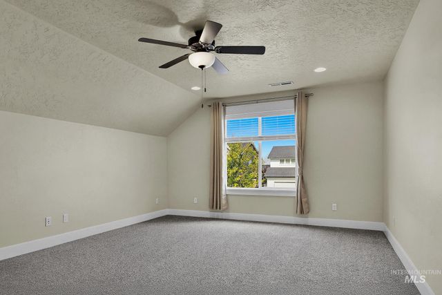 5268 S Palatino Ave, Meridian, ID 83642