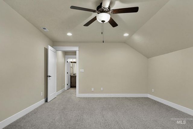5268 S Palatino Ave, Meridian, ID 83642