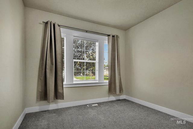 5268 S Palatino Ave, Meridian, ID 83642