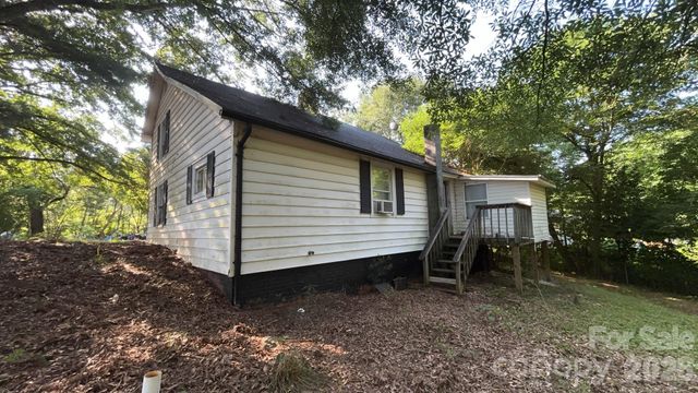 166 Main Street, Henrietta, NC 28076