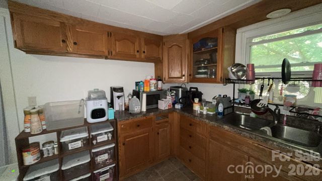166 Main Street, Henrietta, NC 28076