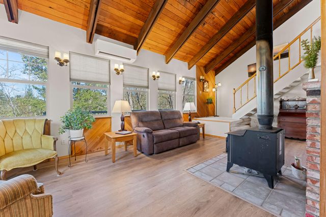 346 Melissa Lane, Grants Pass, OR 97526