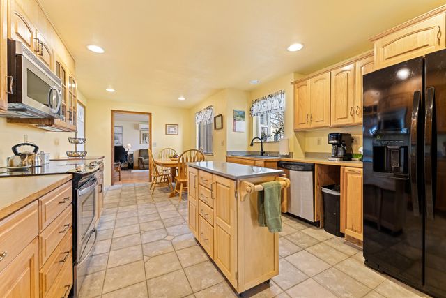 346 Melissa Lane, Grants Pass, OR 97526
