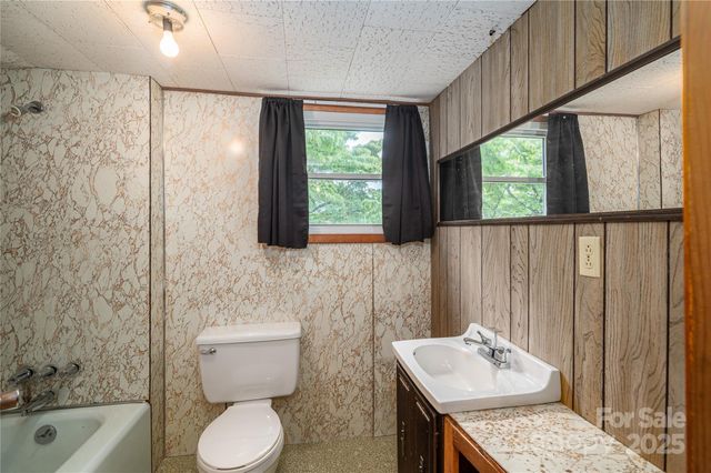 2320 Claremont Road, Newton, NC 28658