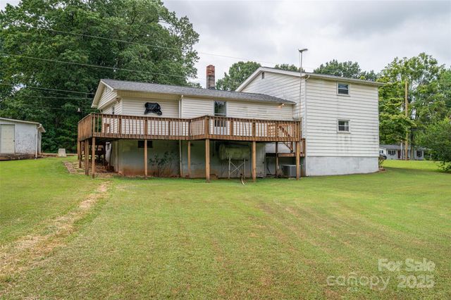 2320 Claremont Road, Newton, NC 28658