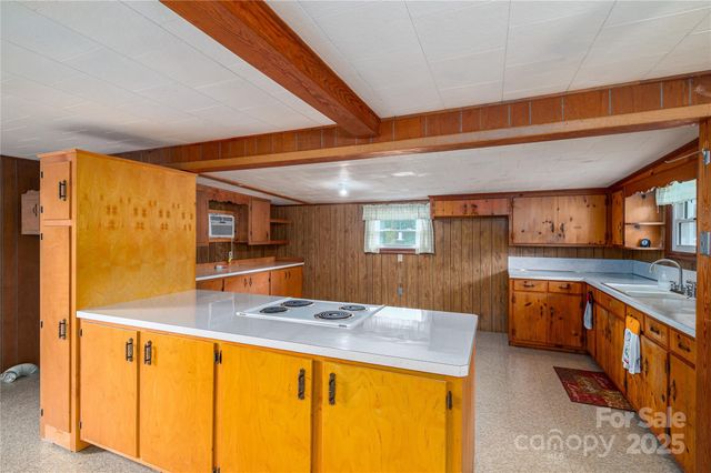 2320 Claremont Road, Newton, NC 28658