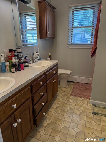 12 Bliss Avenue, Hamden, CT 06517