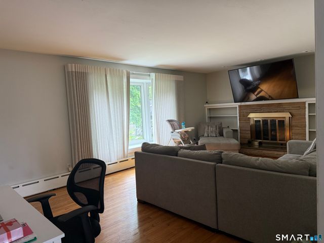 12 Bliss Avenue, Hamden, CT 06517