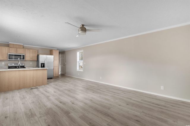 121 Feather Dr, Georgetown, SC 29440