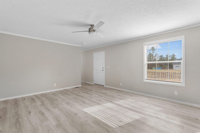 121 Feather Dr, Georgetown, SC 29440