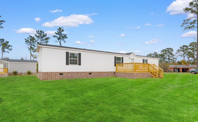 121 Feather Dr, Georgetown, SC 29440