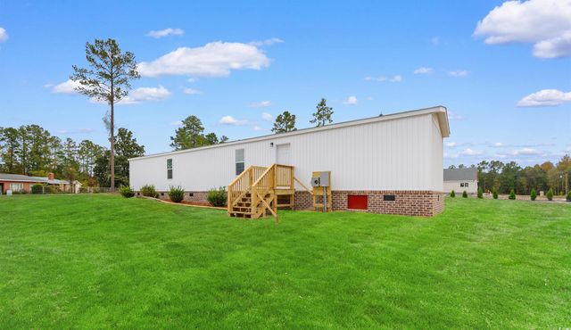 121 Feather Dr, Georgetown, SC 29440