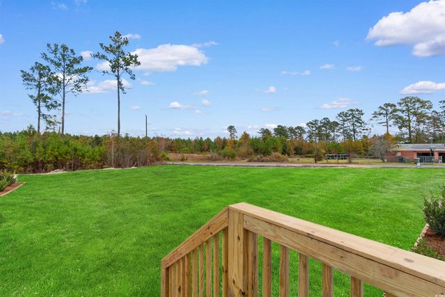 121 Feather Dr, Georgetown, SC 29440