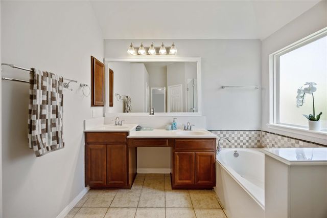 21586 Tims Harbor Drive, Kingwood, TX 77339