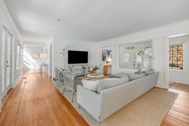 91 Smith Street, Charleston, SC 29401