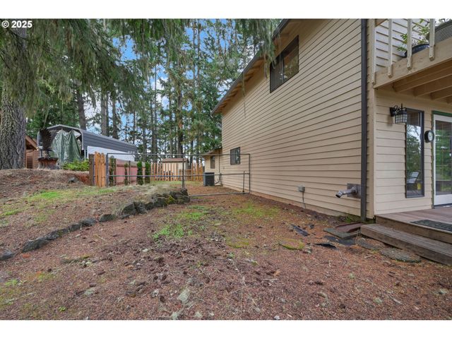 1853 RIDGE WATER Dr, Sutherlin, OR 97479