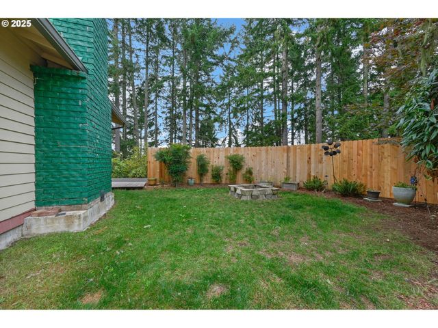 1853 RIDGE WATER Dr, Sutherlin, OR 97479