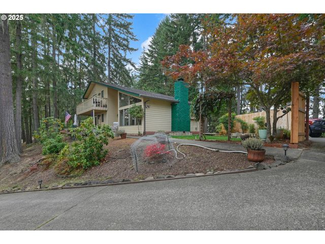 1853 RIDGE WATER Dr, Sutherlin, OR 97479