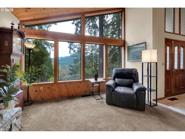 1853 RIDGE WATER Dr, Sutherlin, OR 97479