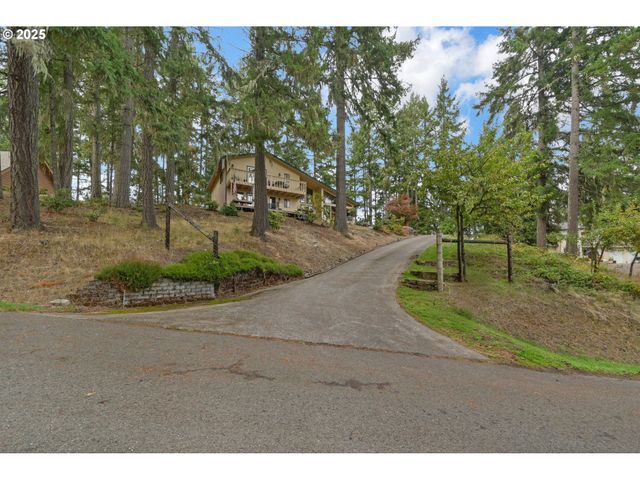 1853 RIDGE WATER Dr, Sutherlin, OR 97479
