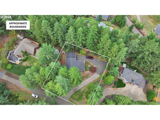 1853 RIDGE WATER Dr, Sutherlin, OR 97479