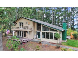 1853 RIDGE WATER Dr, Sutherlin, OR 97479