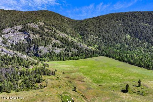 4345 Wilcox Rd, Northport, WA 99157