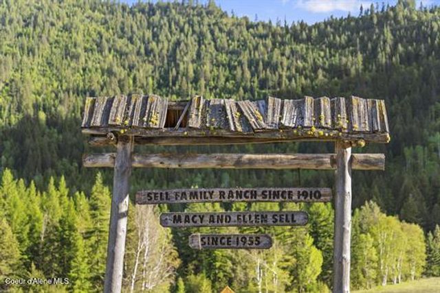 4345 Wilcox Rd, Northport, WA 99157