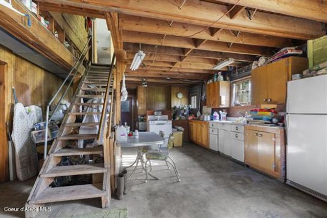 4345 Wilcox Rd, Northport, WA 99157