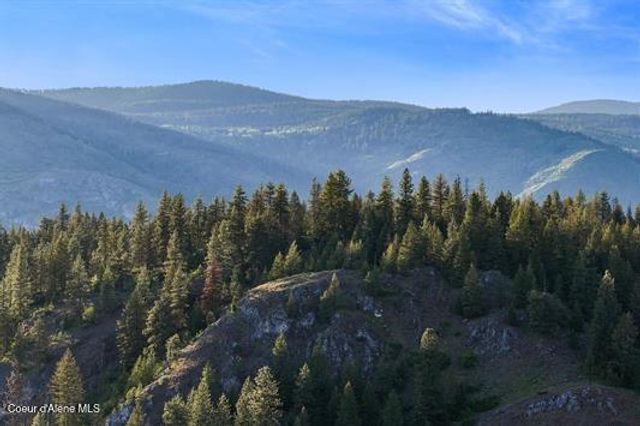 4345 Wilcox Rd, Northport, WA 99157