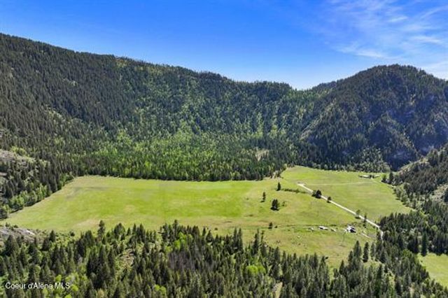 4345 Wilcox Rd, Northport, WA 99157