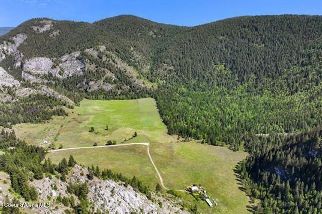 4345 Wilcox Rd, Northport, WA 99157