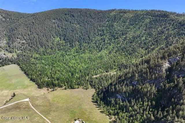 4345 Wilcox Rd, Northport, WA 99157