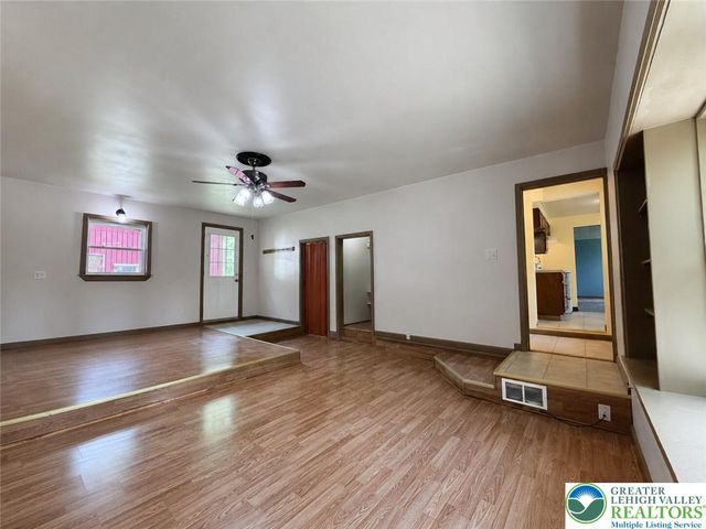 4995 Mountain Road, Slatington Boro, PA 18080