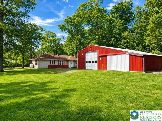 4995 Mountain Road, Slatington Boro, PA 18080