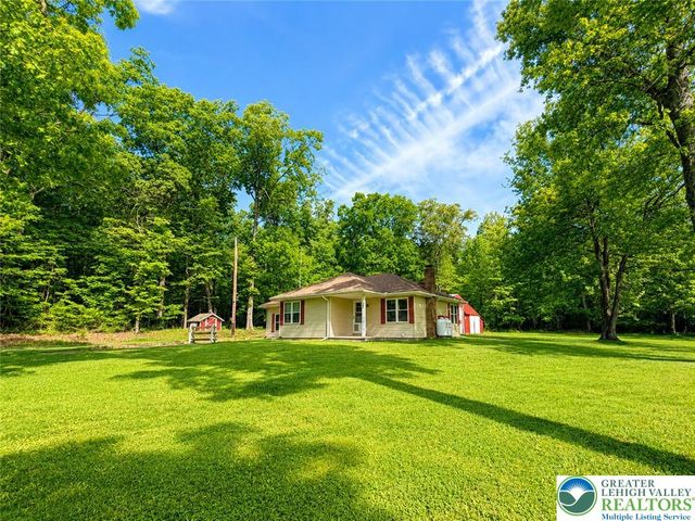 4995 Mountain Road, Slatington Boro, PA 18080