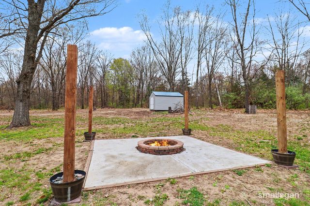 21176 3 Mile Road, Morley, MI 49336