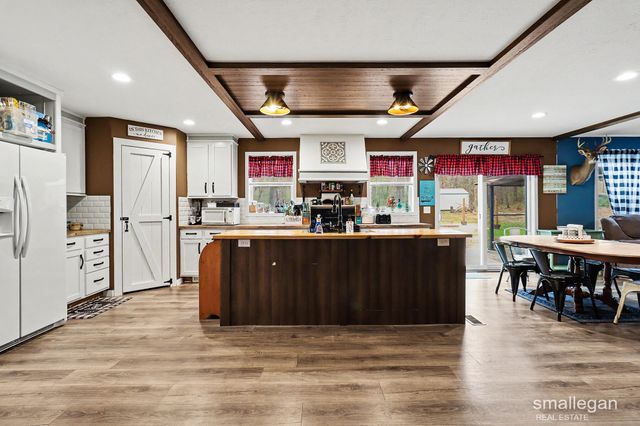 21176 3 Mile Road, Morley, MI 49336