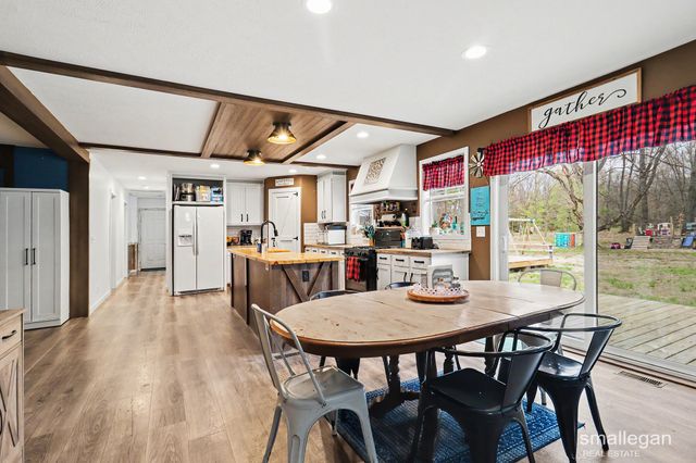 21176 3 Mile Road, Morley, MI 49336