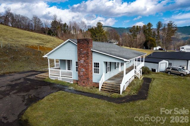 7215 Hwy 421 Highway N, Vilas, NC 28692